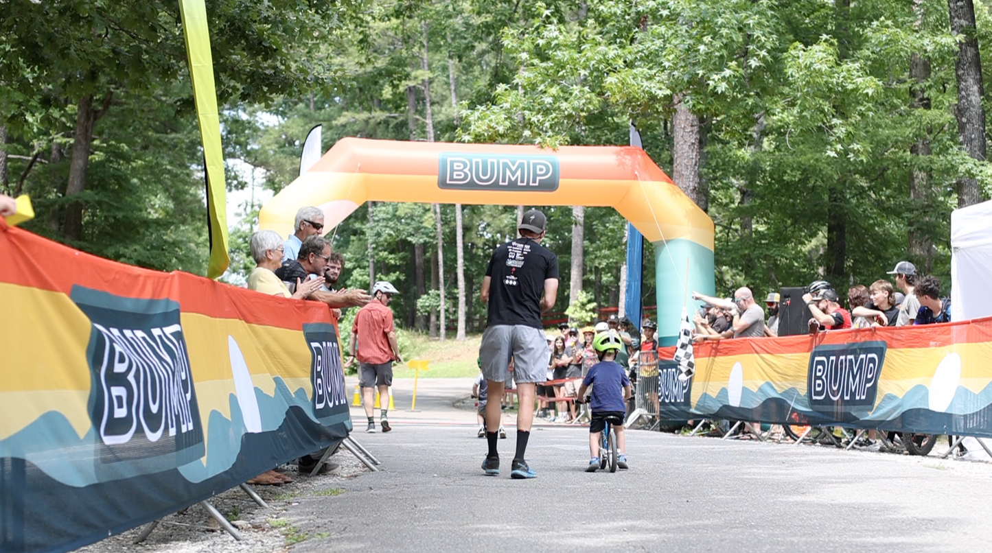 custom printed finish line signage